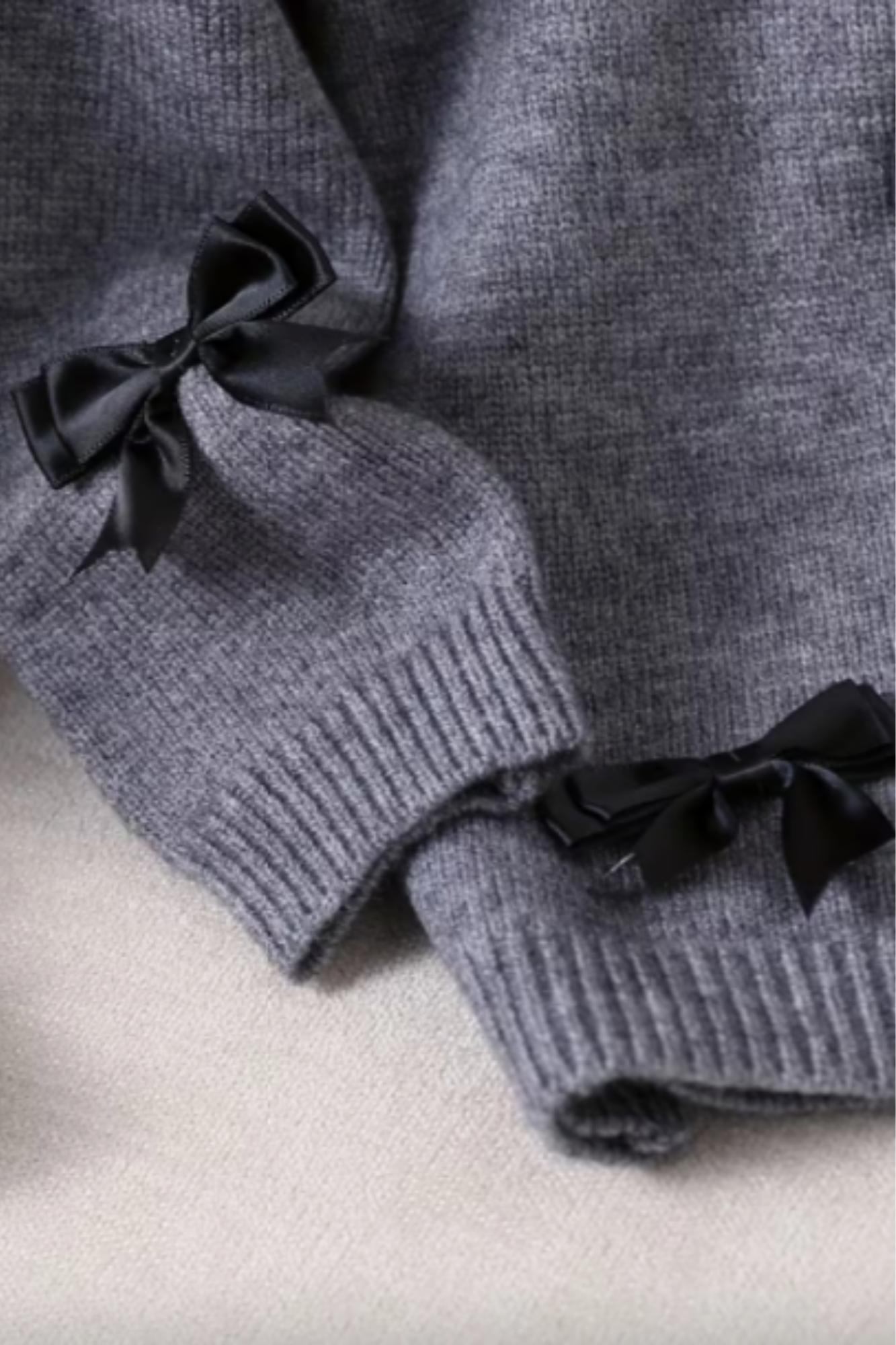 Grey Pullover with Black Bows