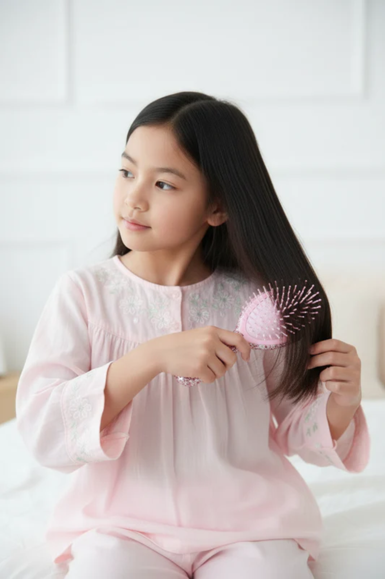 Small Crystal Hair Brush