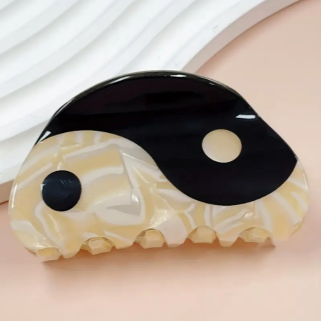 Ying Yang Claw Hair Clips